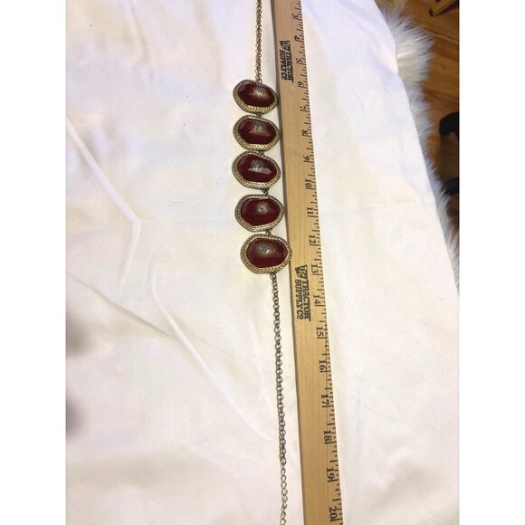 NY Gold-Tone Red Statement Bib Necklace Faceted faux stones gold accents 11” - Picture 6 of 6